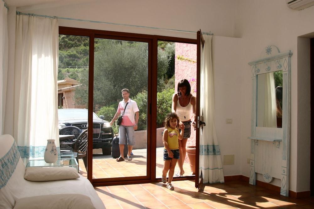 Sosventos Village Hotel Teulada Εξωτερικό φωτογραφία